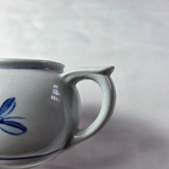 Arabia of Finland Blue Rose Creamer Gray/Blue with Blue Flowers 4 Ounce Size - Picture 5 of 12